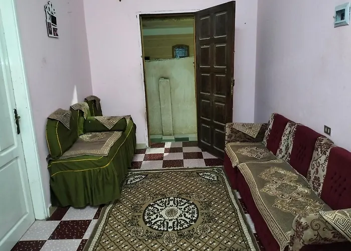 مدينة القصير Vendégház *